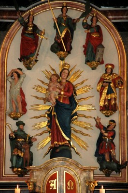 Das zentrale Altarblatt des Hauptaltars der Wallfahrtskirche auf dem Gehilfersberg.