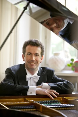 David Andruss spielt u. a. Klaviermusik von Landgraf Alexander Friedrich von Hessen (© Fotograf Ottavio Tomasini)