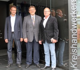 Sie werden die Geschicke der Kreishandwerkerschaft für weitere drei Jahre lenken (von l.): Volker Baumgarten, Claus Gerhardt, Michael Wißler