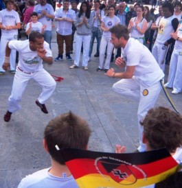 Caipoeira verbindet Kampfkunst mit tänzerischen Elementen