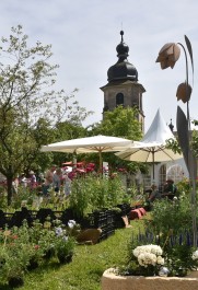 PM Das Fuerstliche Gartenfest Schloss Fasanerie 1
